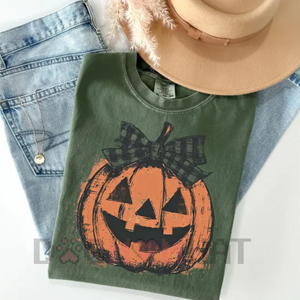 Comfort Colors® Jack o' Lantern Shirt – Preppy Coquette Halloween T-Shirt, Women's Pumpkin Bow Tee — view 4