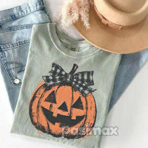 Comfort Colors® Coquette Halloween T-Shirt – Dreamy Jack o Lantern Shirt, Romantic Spooky Season Top, Aesthetic Pumpkin Tee — view 5