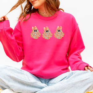 Cute Halloween Ghosts Pattern Coquette Cozy Autumn Nights Spooky Seasonal Print Collection Sweatshirt — view 7