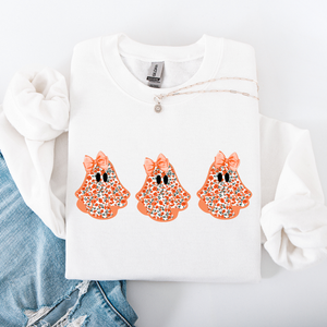 Cute Halloween Ghosts Pattern Coquette Cozy Autumn Nights Spooky Seasonal Print Collection Sweatshirt — view 1