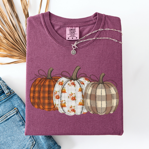 Cute Patterned Pumpkins Halloween Autumn Plaid Cozy Festive Seasonal Comfort Colors Tee — view 7