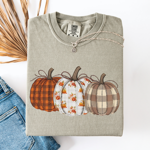 Cute Patterned Pumpkins Halloween Autumn Plaid Cozy Festive Seasonal Comfort Colors Tee — view 6
