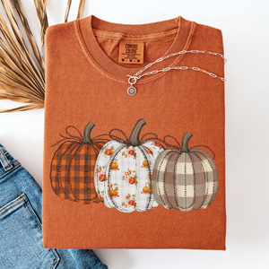 Cute Patterned Pumpkins Halloween Autumn Plaid Cozy Festive Seasonal Comfort Colors Tee — view 3