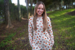 Pumpkins Beige (Women's Long Sleeve PJ) — view 4