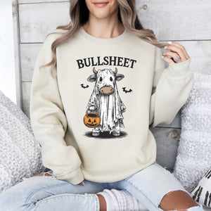 Bullsheet Funny Halloween Cow Ghost Western Pumpkin Retro Spooky Graphic Sweatshirt — view 4