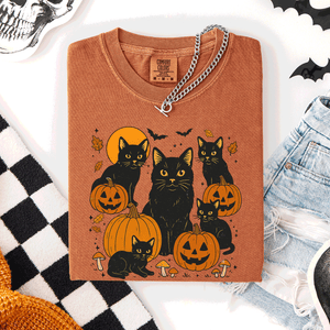 Retro Black Cats And Pumpkins Halloween Spooky Night Scene Edition Comfort Colors Tee — view 2
