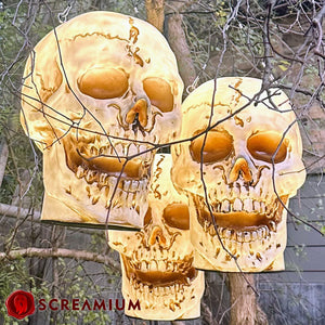 Giant Skull Pendant Lantern Prop 20-Inch-Tall Waterproof Outdoor Halloween Decoration — view 1