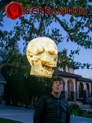Giant Skull Pendant Lantern Prop 20-Inch-Tall Waterproof Outdoor Halloween Decoration — view 10
