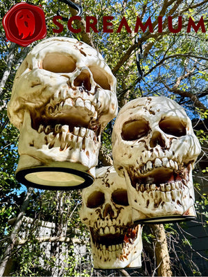 Giant Skull Pendant Lantern Prop 20-Inch-Tall Waterproof Outdoor Halloween Decoration — view 17