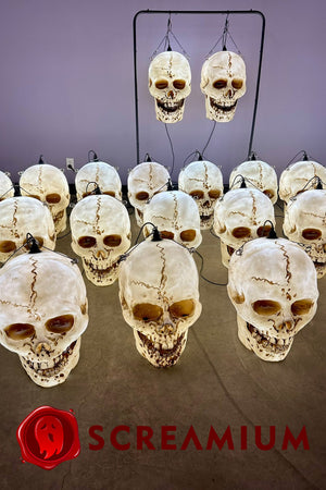 Giant Skull Pendant Lantern Prop 20-Inch-Tall Waterproof Outdoor Halloween Decoration — view 14