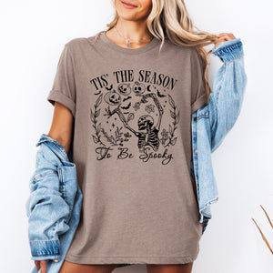 Tis The Season To Be Spooky Skeleton Halloween Retro Vintage Distressed Print Graphic Tee — view 2