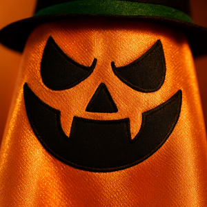 Hanging Ghosts with Wizard Hat - 2 Pack Halloween Decor — view 4
