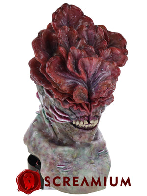 Motorized Mannequin Head Halloween Mask Display Stand with Sound Effects — view 4